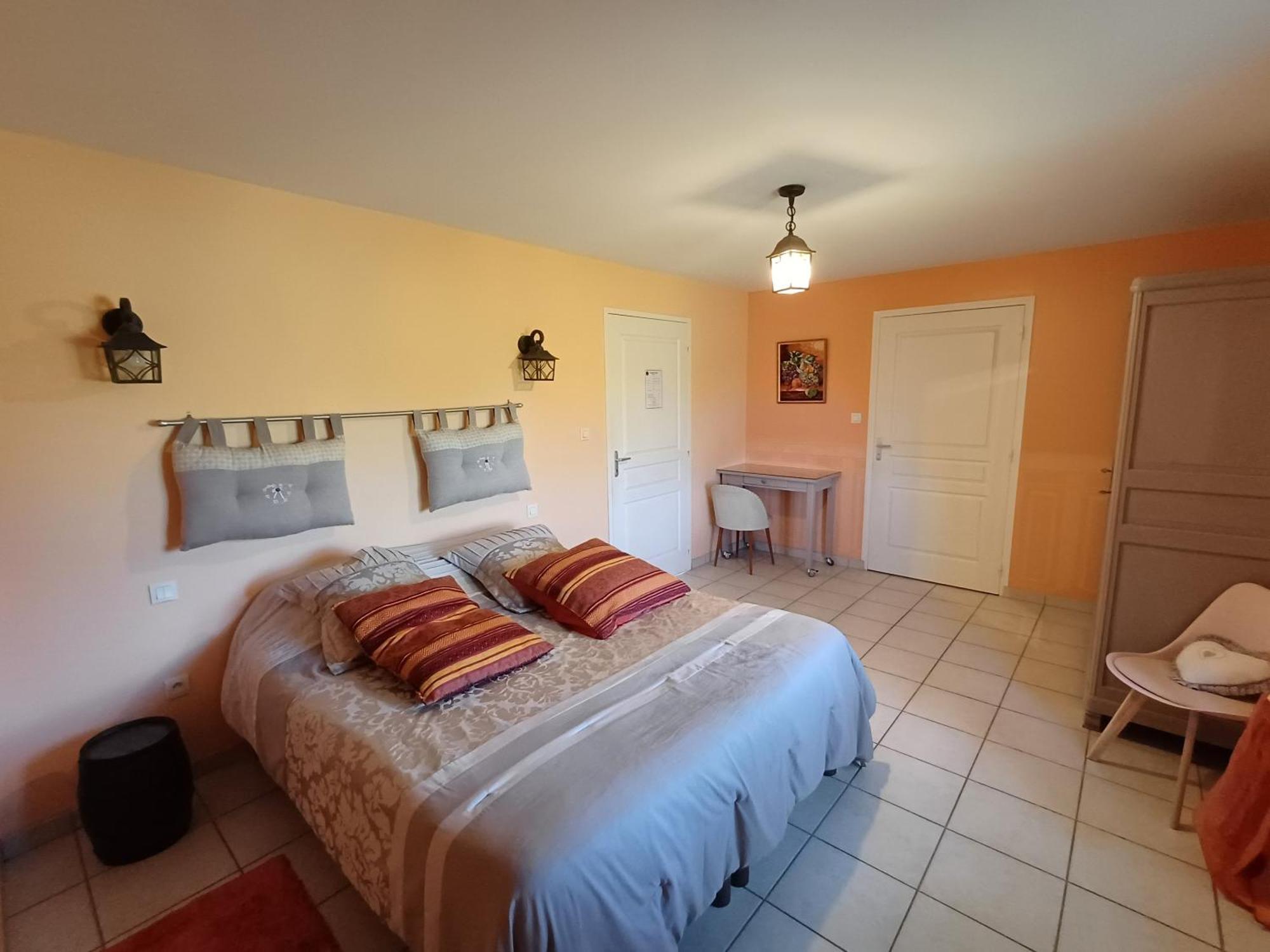 Le Logis Du Livier Hotel Saint-Georges-sur-Layon Room photo